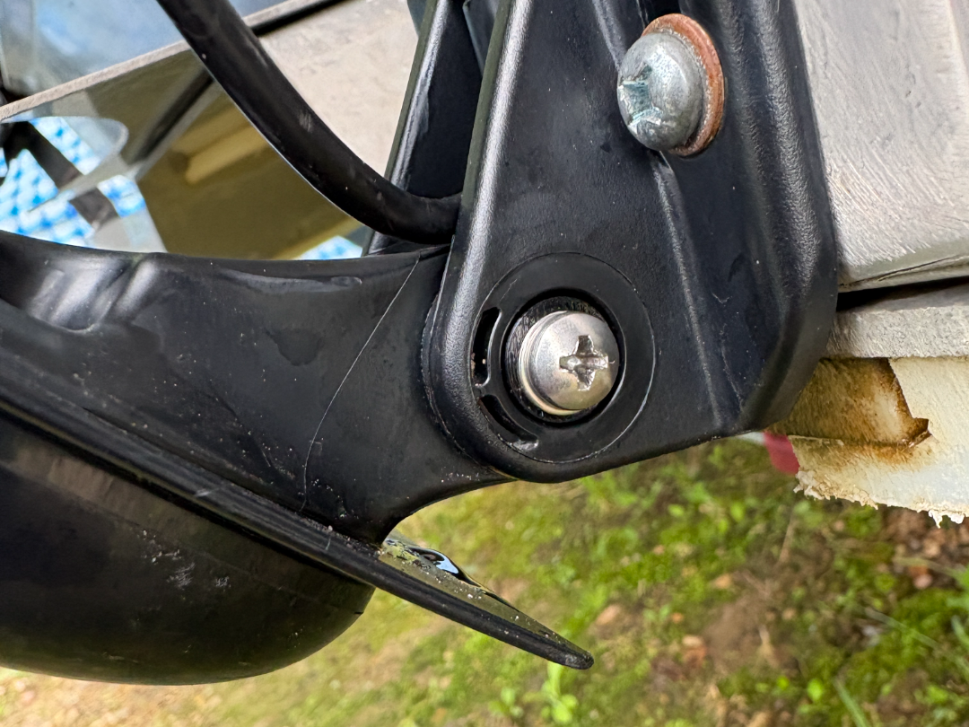 GT series transducer mount bushing