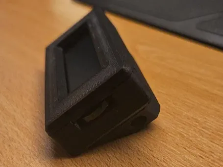 Mooltipass BLE mini enclosure + AAA Battery mod.
