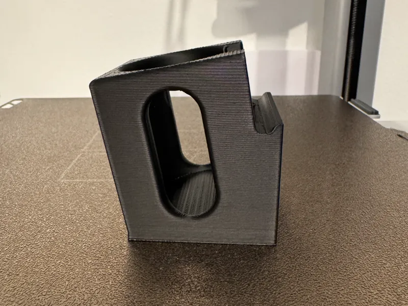 Ryobi 4v solder RSI4 holder for BILTEMA pegboard