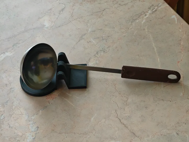 Soup ladle spoon holder