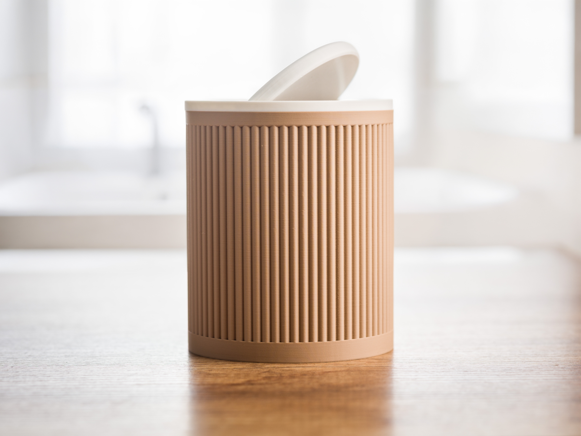 Mini Desktop Trash Bin