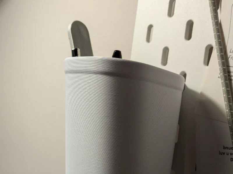 SKADIS Pen Holder