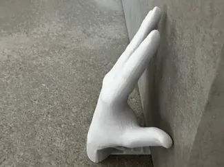 The Helping Hand – Door Stop & Bookend in Style