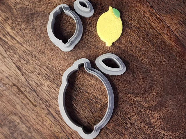 lemon with leaf earring cutter