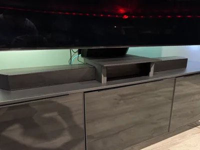 Samsung Q990 Sound Bar TV Riser