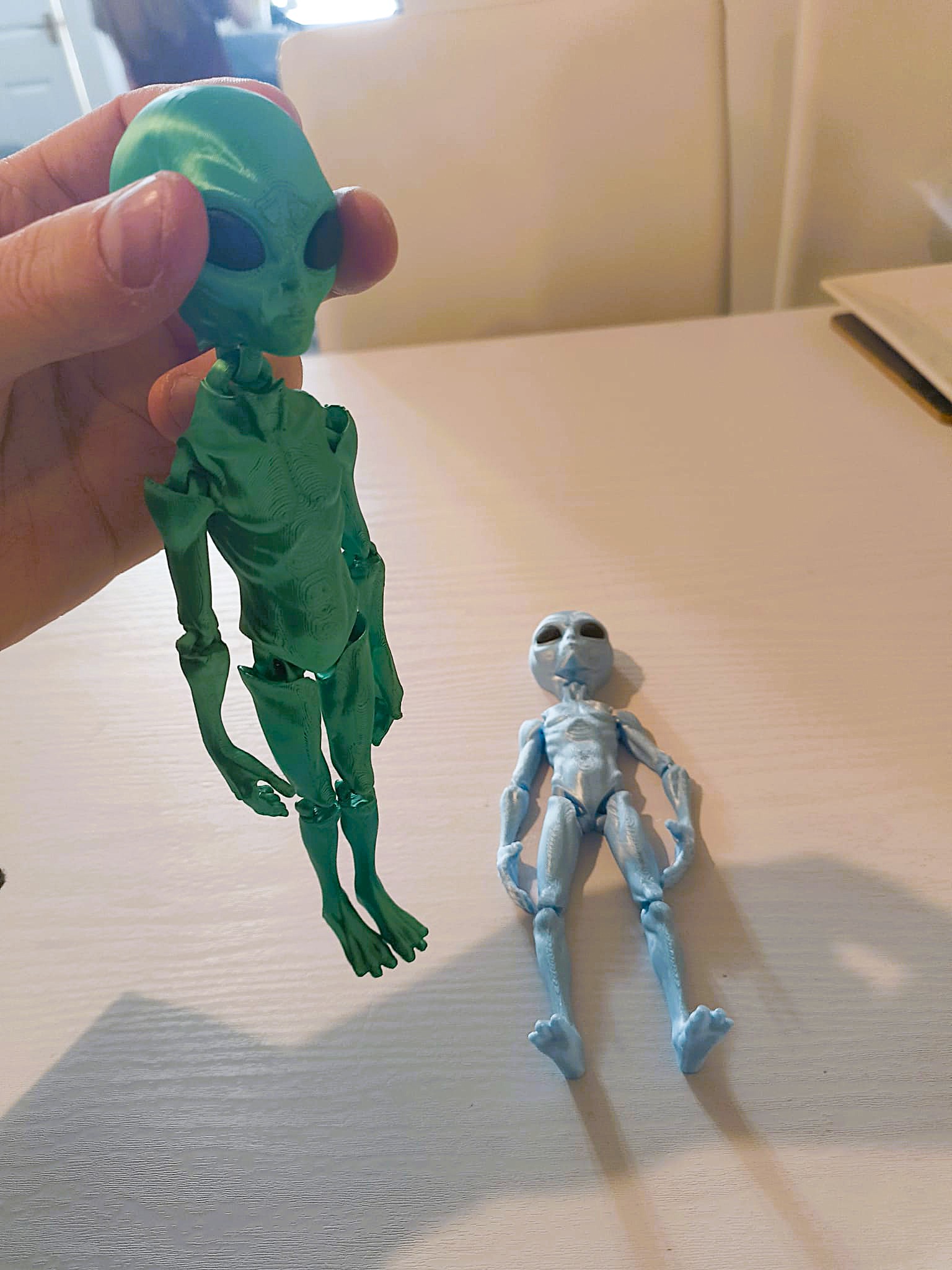Miniatura 6 do modelo 3D Articulated alien