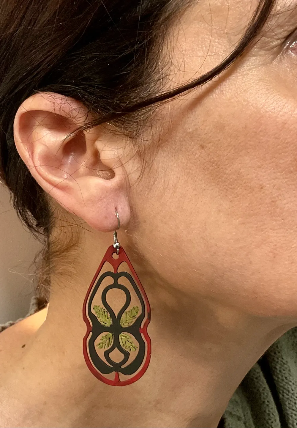 Art Deco style earrings view 2