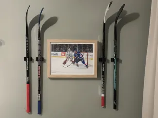 Mini mystery hockey stick wall mount