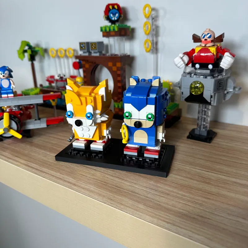 Brickheadz Display Stand