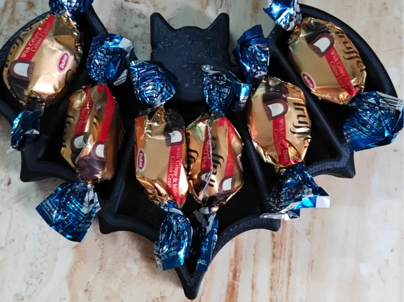Bat Saucer for Halloween