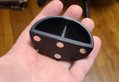 Small magnetic bowl