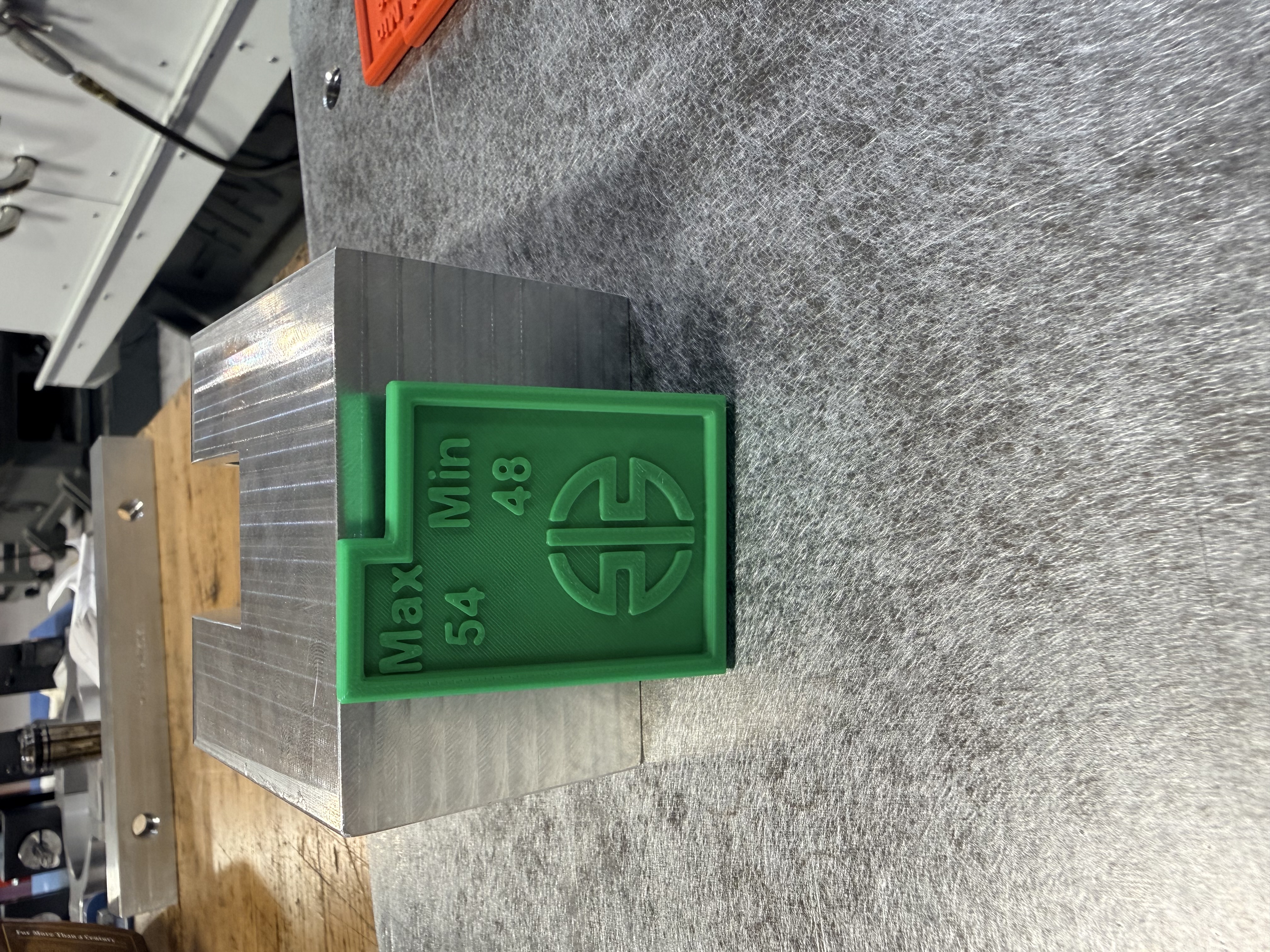 Miniatura 6 do modelo 3D Chain slack tool