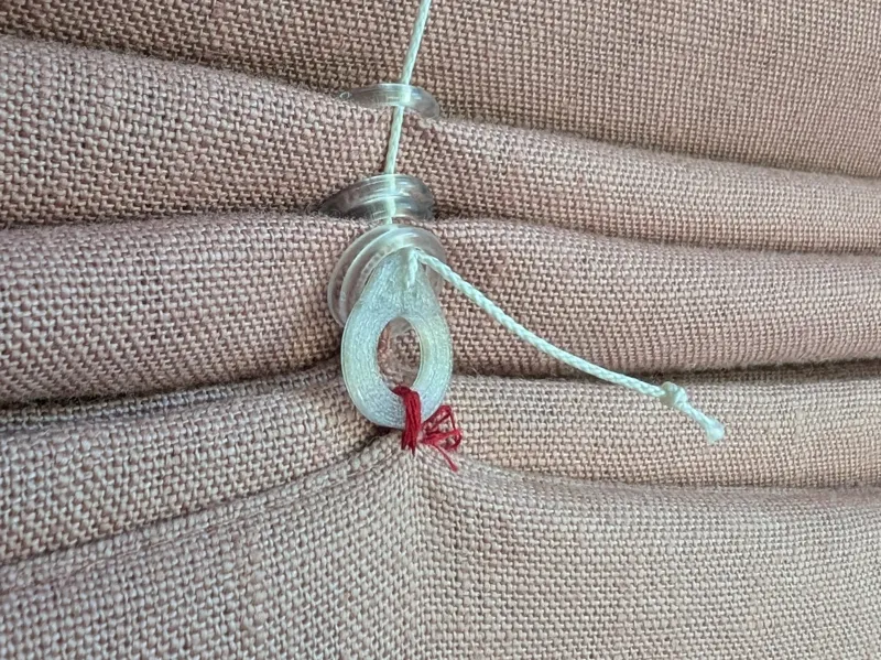 Roman blinds / shades string clip