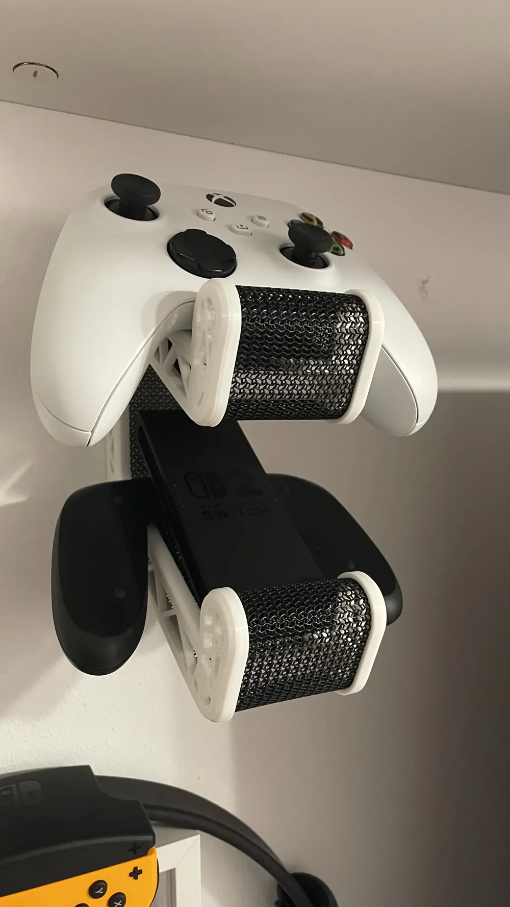 Controller Wall Mount - Free 3D Print Model - MakerWorld