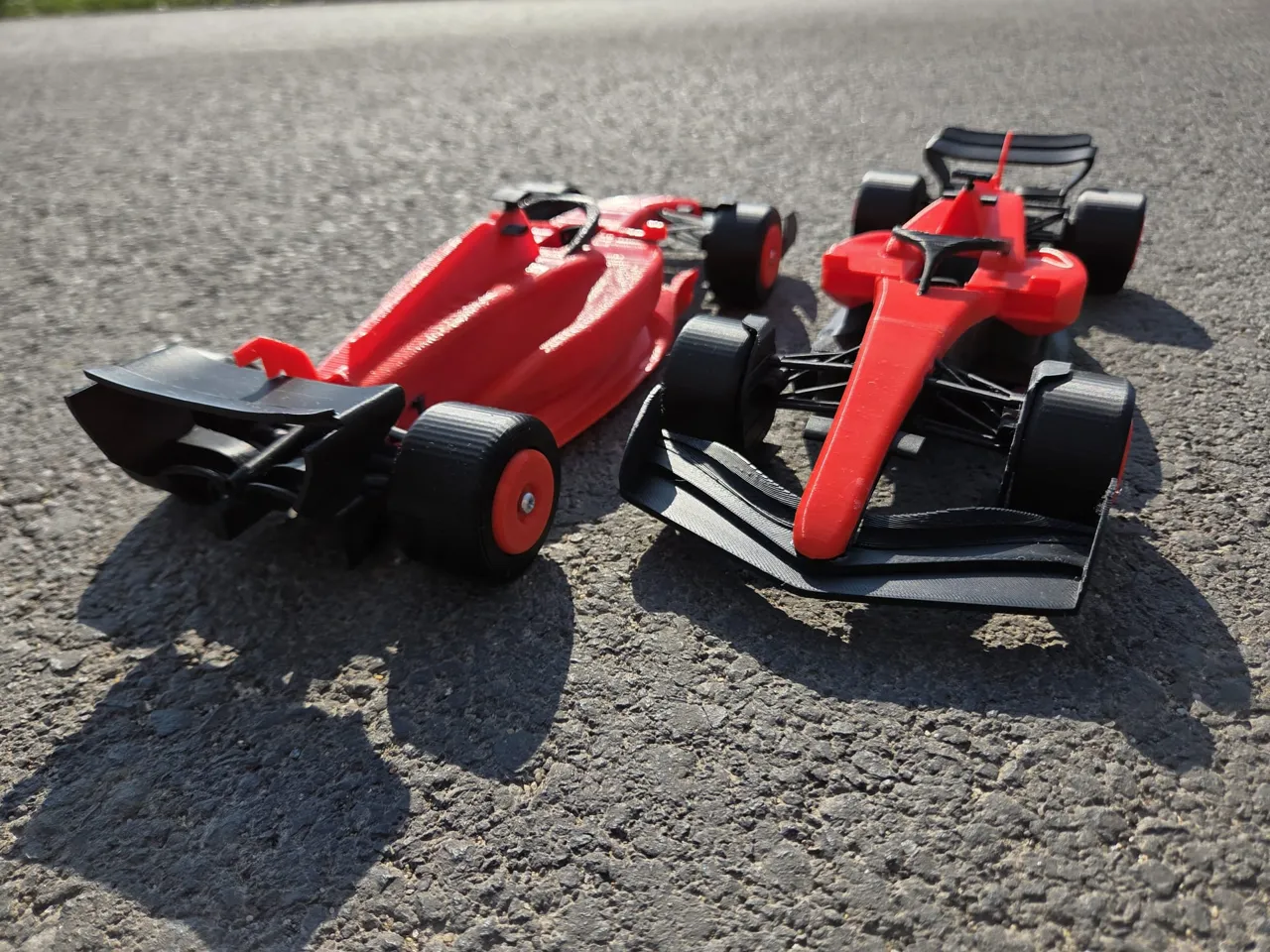 Detailed 1:18 Formula 1 Car view 3