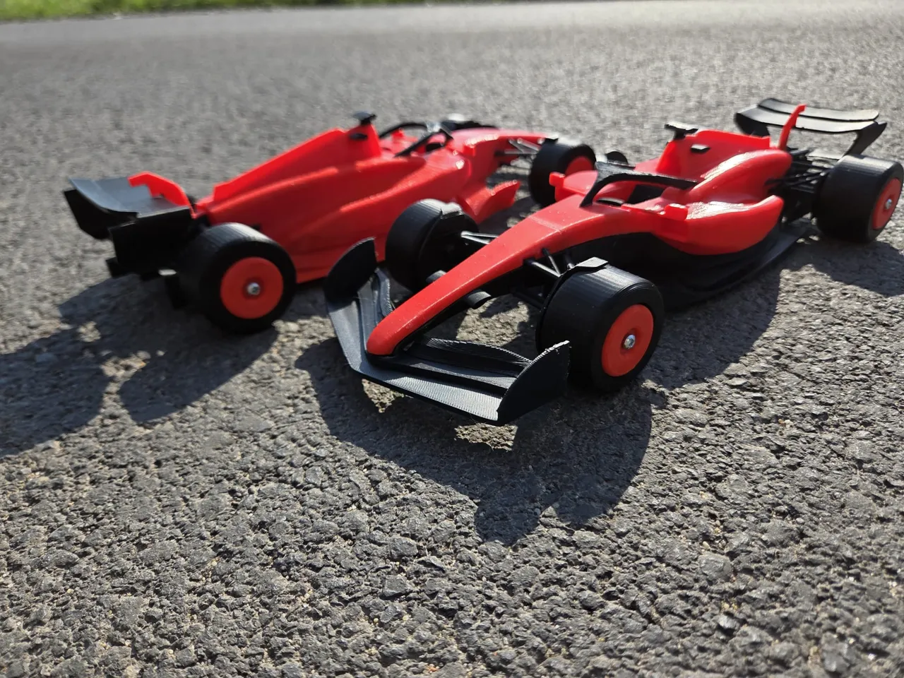 Detailed 1:18 Formula 1 Car view 4