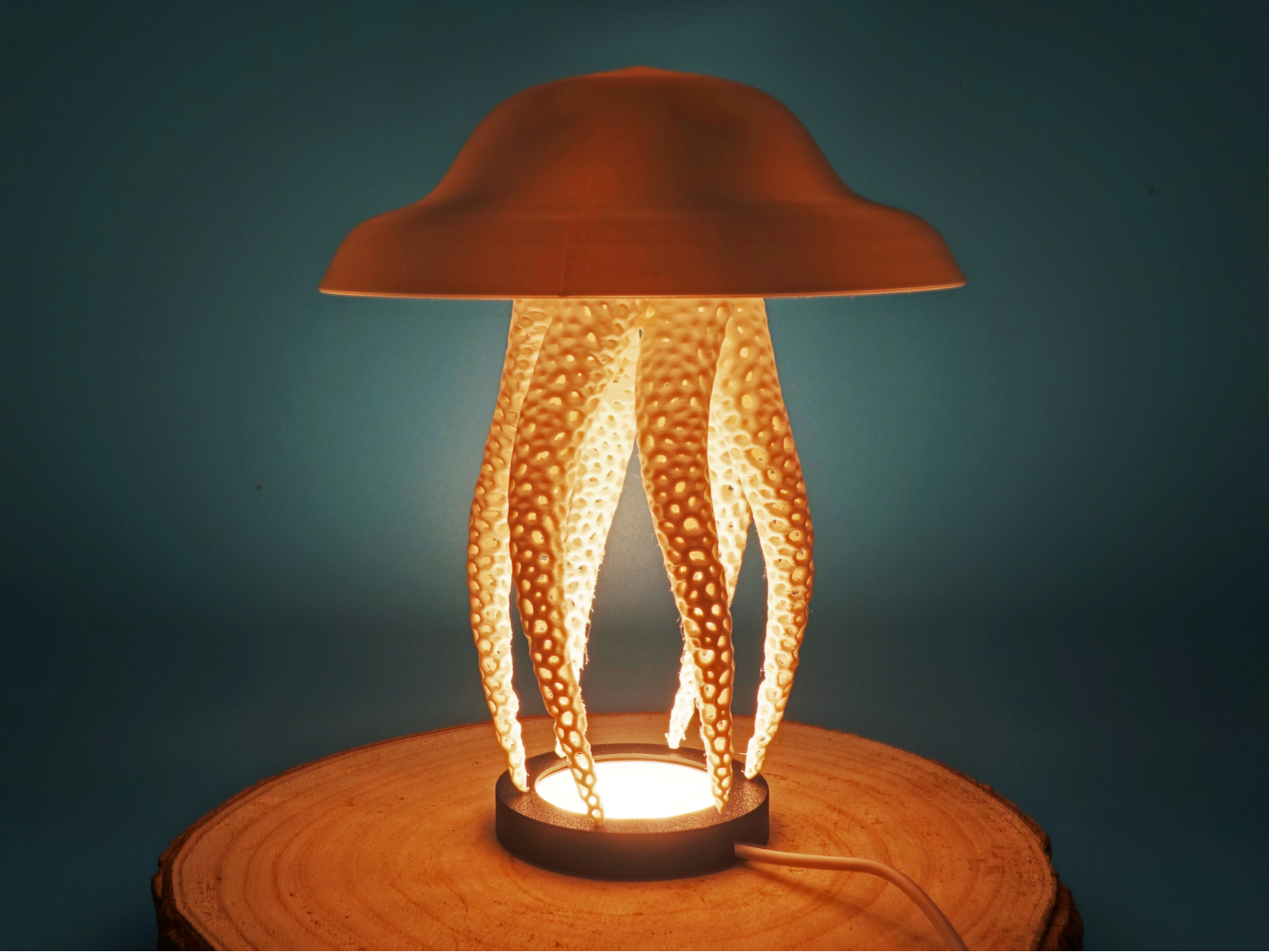 Jellyfish Table Lamp – Ambient Design Light