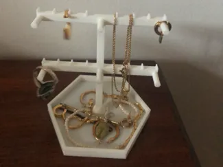 Modern jewellery holder