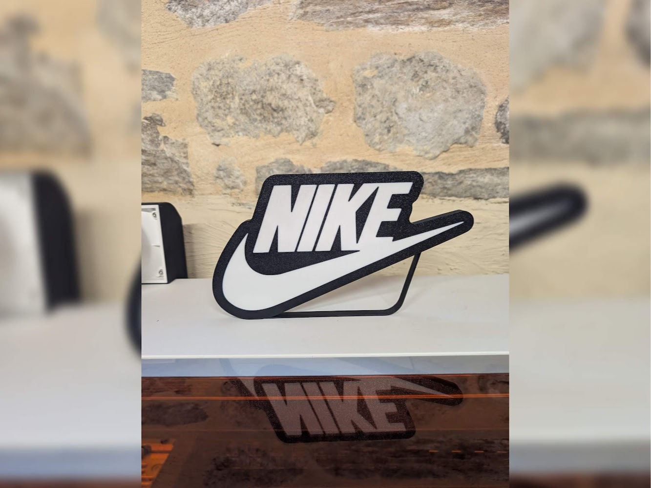 NIKE CLASSIC – Lightbox