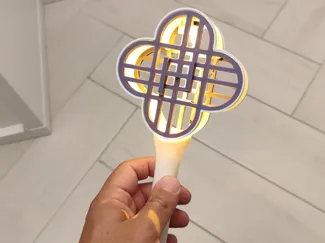 Huntr/x Light Stick – Glow Up Edition