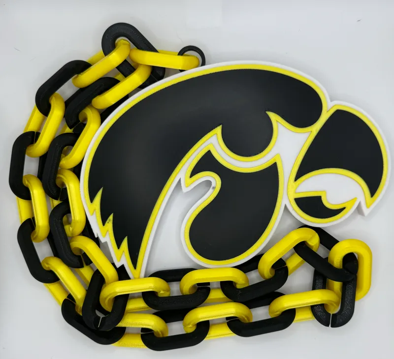 Iowa Hawkeyes Oversized Chain Logo