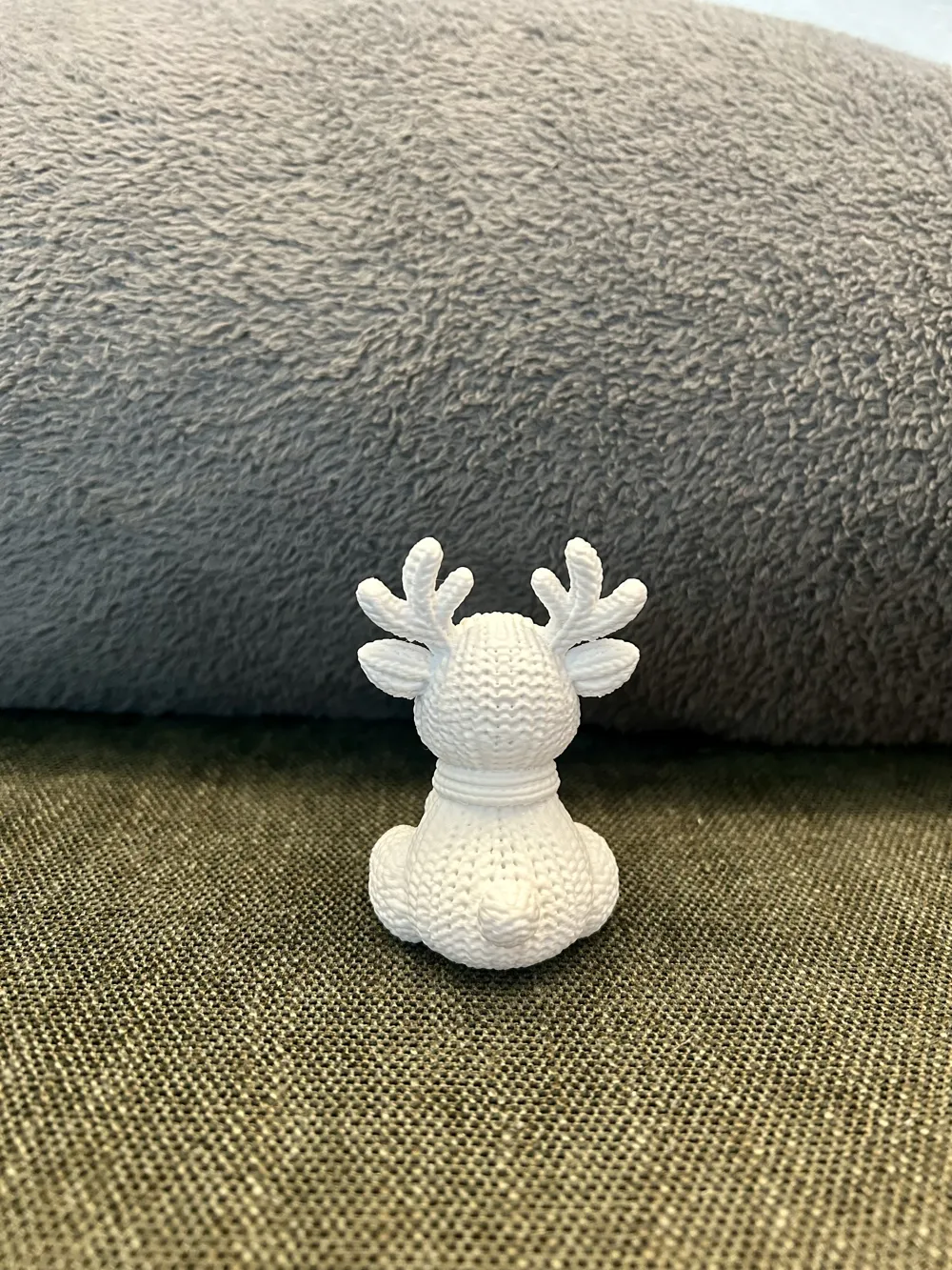 Cute Knitted Reindeer - Free 3D Print Model - MakerWorld