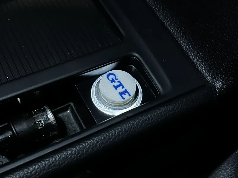 Cap 12V Golf MK7 / 7.5 GTE