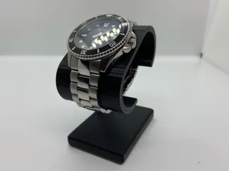 Watch holder for display
