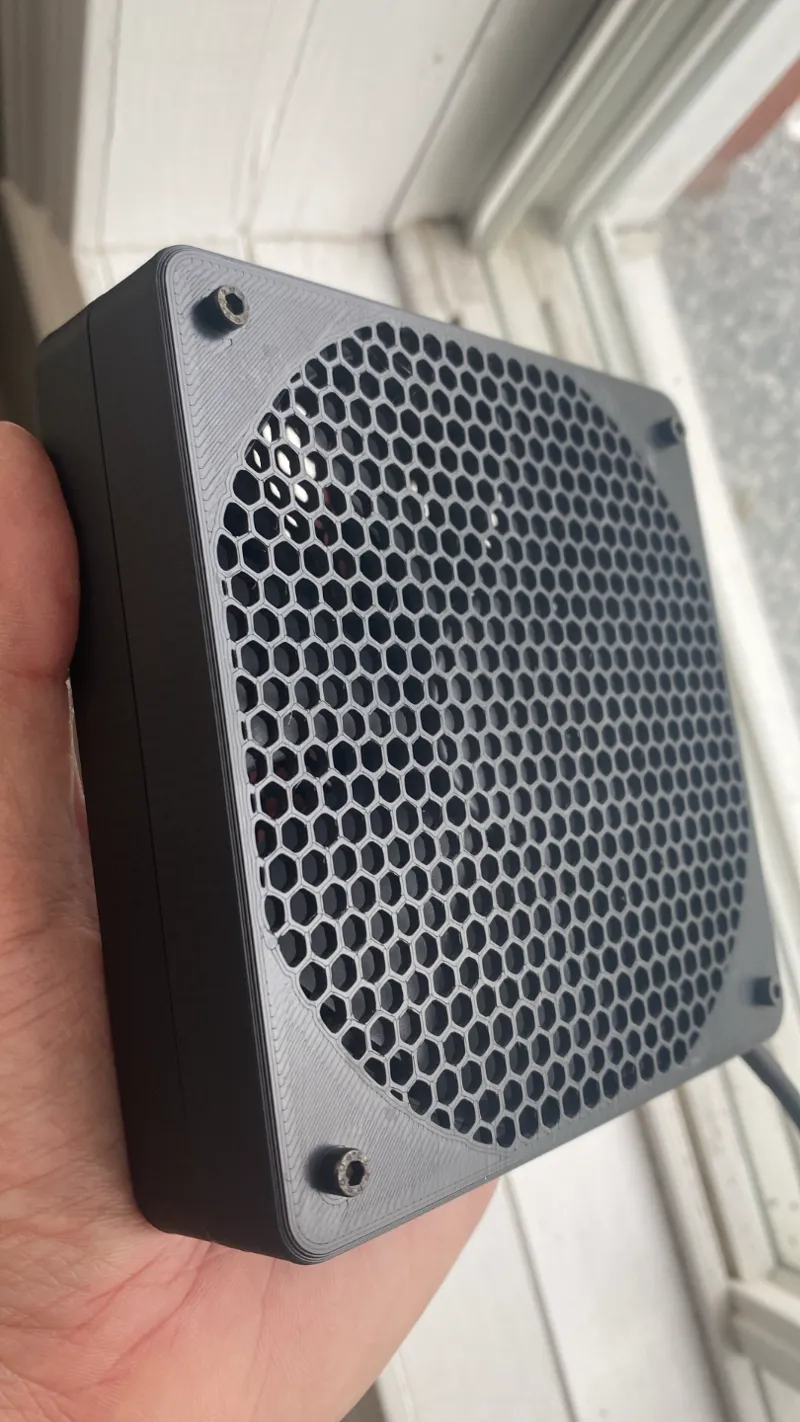 Noctua 120mm fan grill (link for aquarium support)