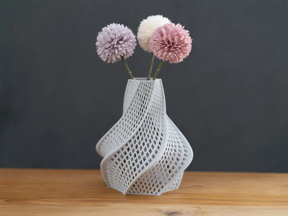 Swirl - Meshed Designer Vase - Free 3D Print Model