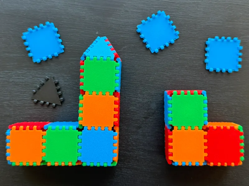 Modular Snap Shapes – Squares Building Toy