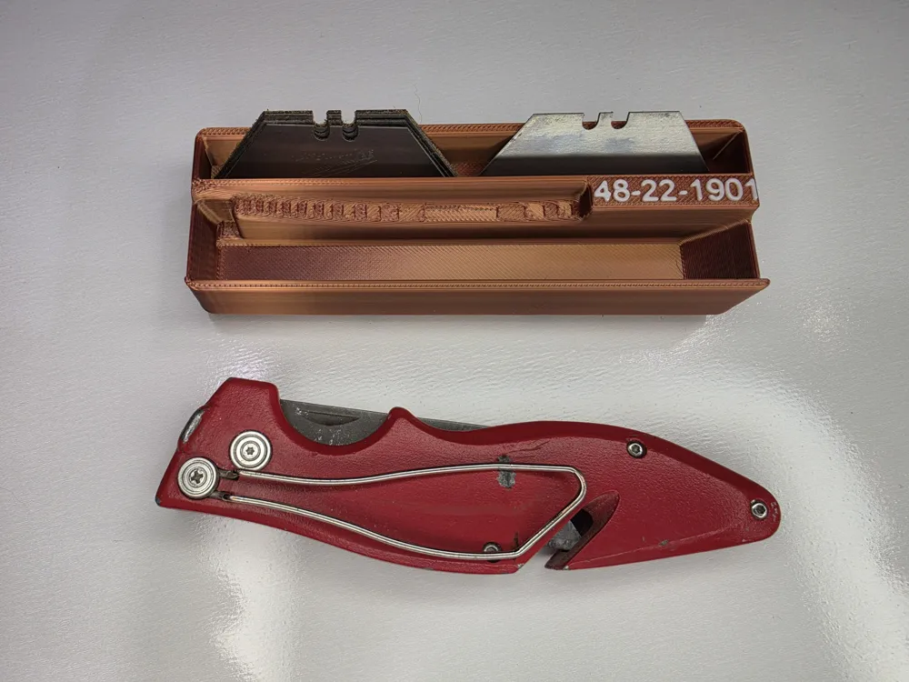 Gridfinity Razor Cutter Milwaukee Box Cutter Gridfinity Tray with Blades - Free 3D Print Model ...