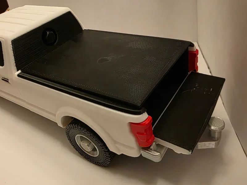 NikkiB Longbed tonneau