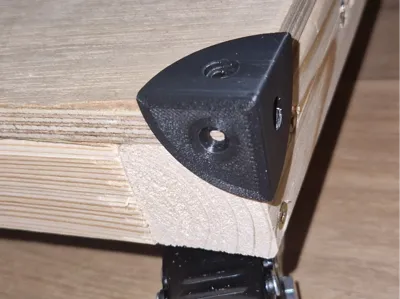 Corner cover (bumper)