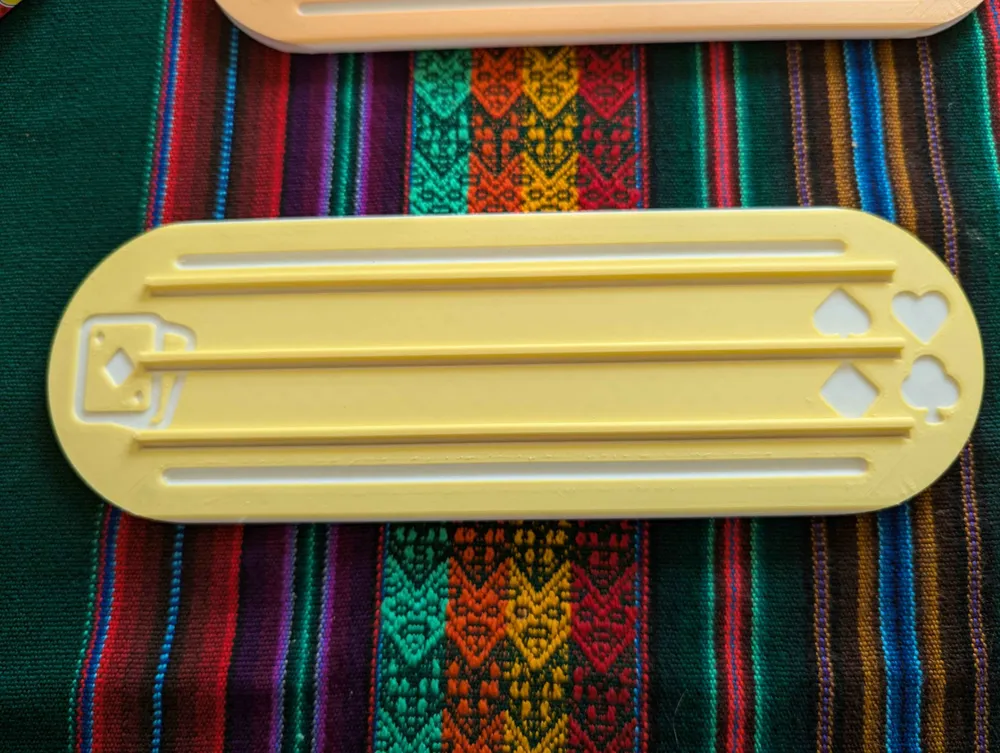 card-stands-by-kmm-makerworld