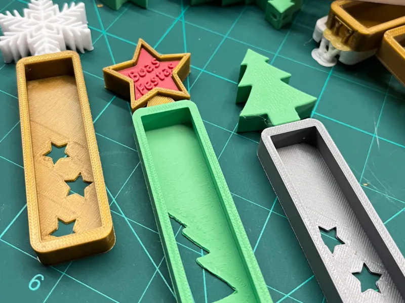 Merci Christmas Holder