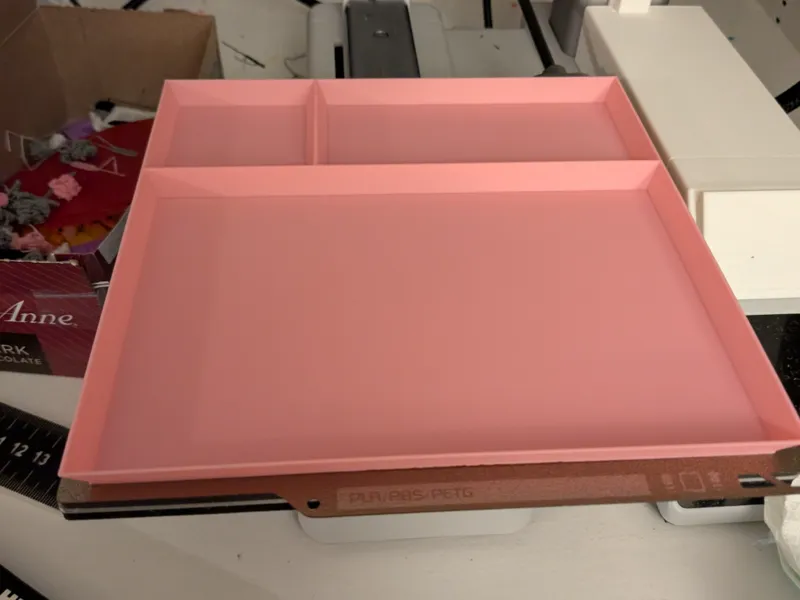 Lightweight Maker Tray