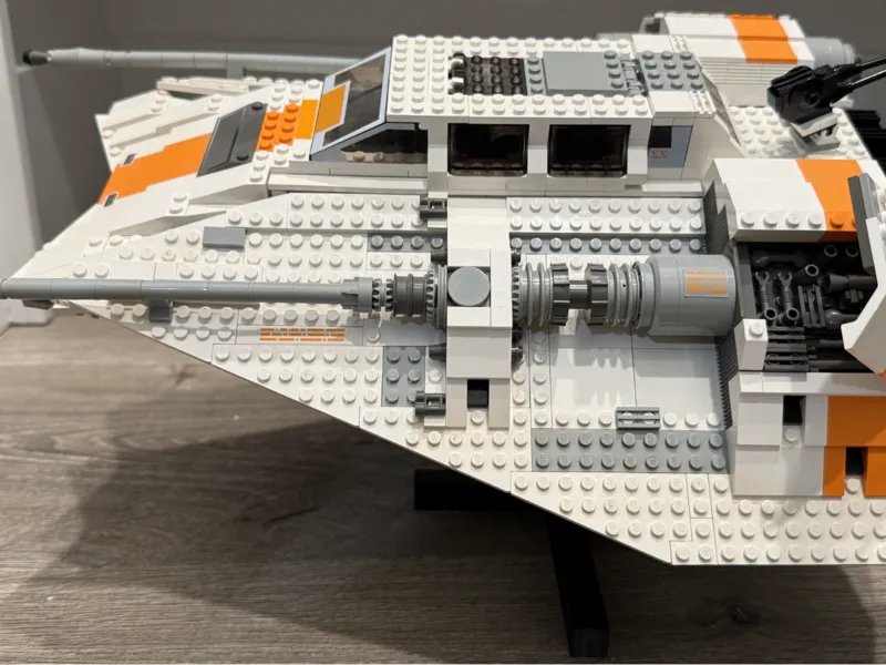 UCS Display Stand - Rebel Snowspeeder (10129)