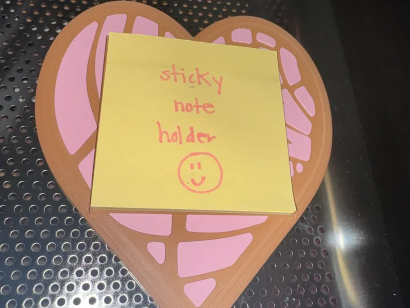Heart Concha Sticky Note Holder