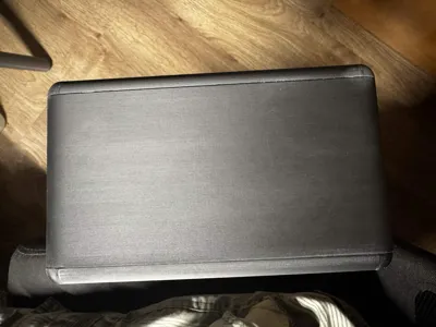 Ikea Markus round edges