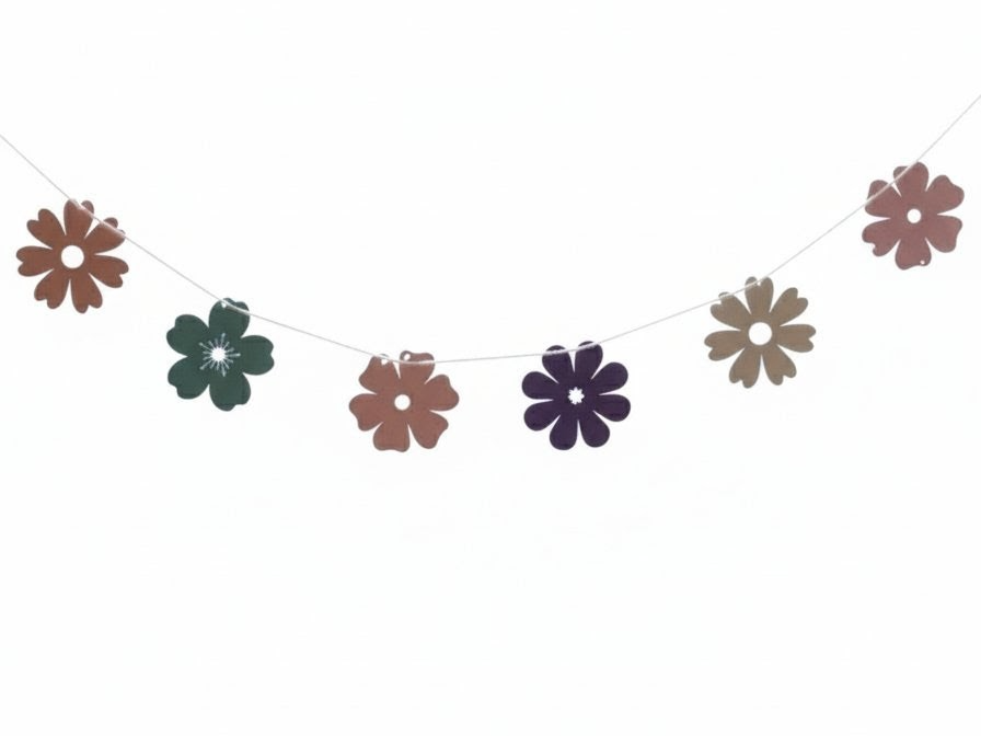 Express Blooms: The 5-Minute Flower Garland!
