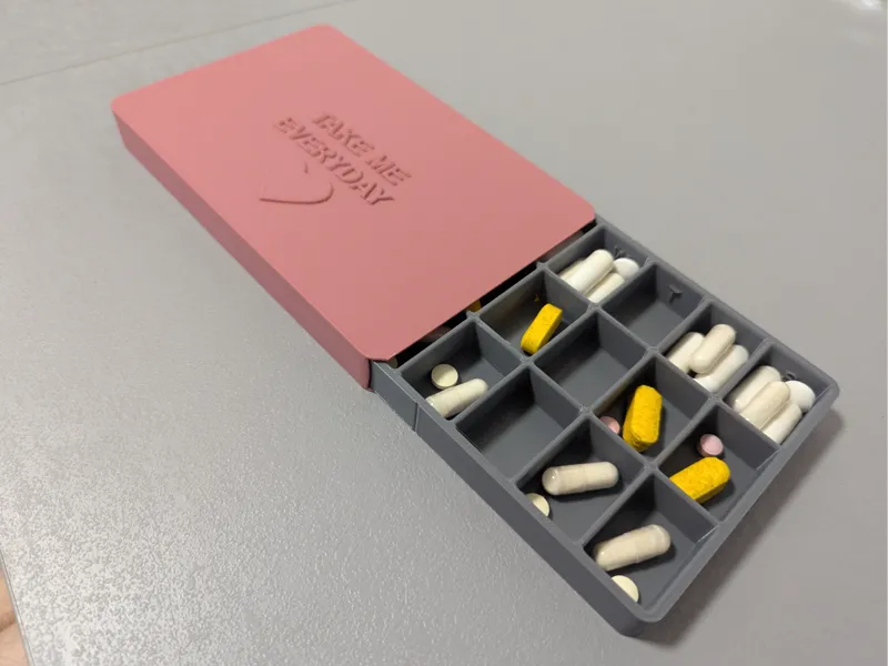 7-Day 3-Times-a-Day Pill Box