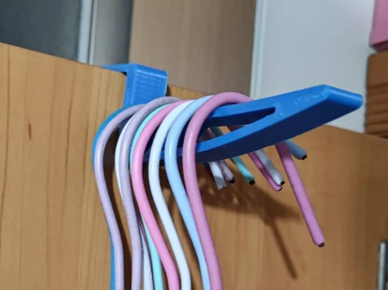 Wardrobe Hook/Hanger hook/Double sided hook v1