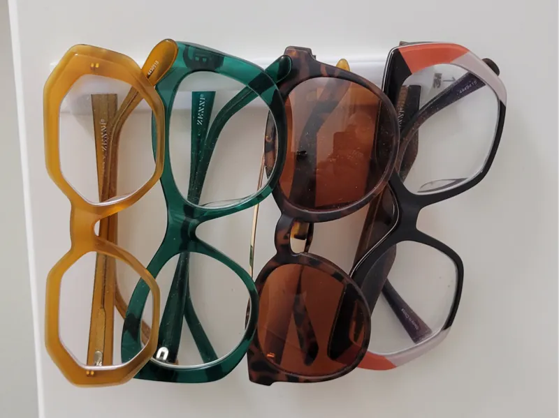 glasses rail hook Command Strip