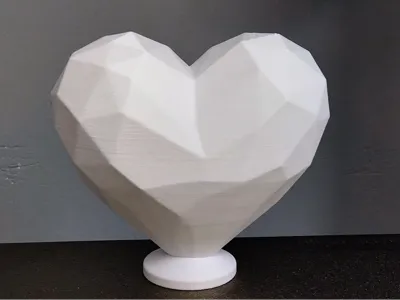Low poly heart