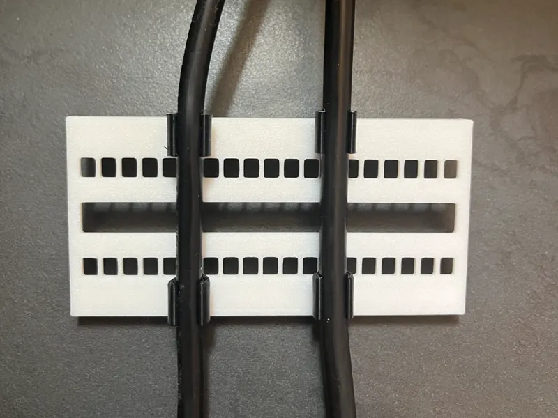 Kabelmanagement System PC