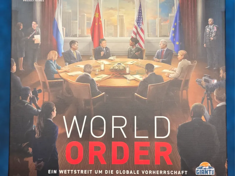 World Order Insert Retail + 2 Expansion + Terrain
