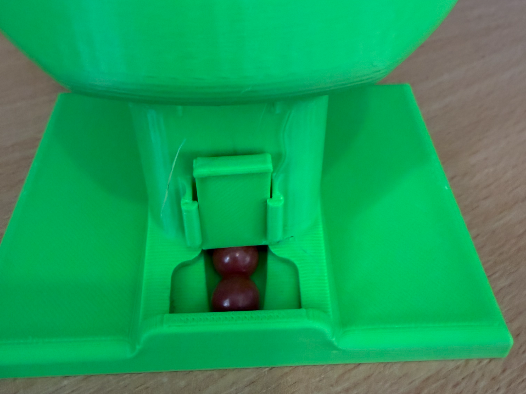 500 Slingshot Mud Clay Solid Balls 10mm dispenser