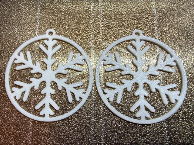 Snowflake earrings or tree decorations (38mm)