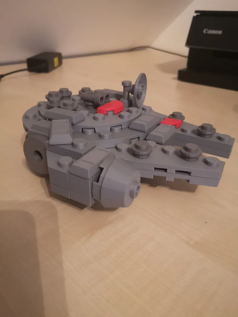 Mini Halcon A1 mini Star Wars 30708 Halcón Milenario 100% por Heile3D MakerWorld ...